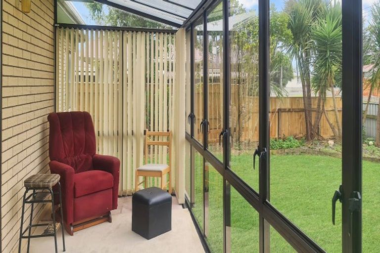 Photo of property in 2 Oaklea Avenue, Marton, 4710