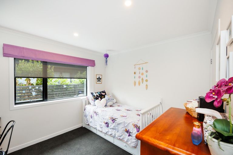 Photo of property in 24b Roberts Line, Kelvin Grove, Palmerston North, 4414