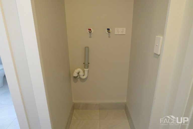 Photo of property in 6 Uku Lane, Hobsonville, Auckland, 0616