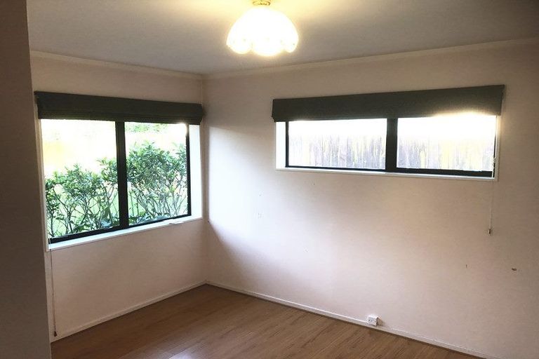 Photo of property in 31 Lemonwood Place, The Gardens, Auckland, 2105