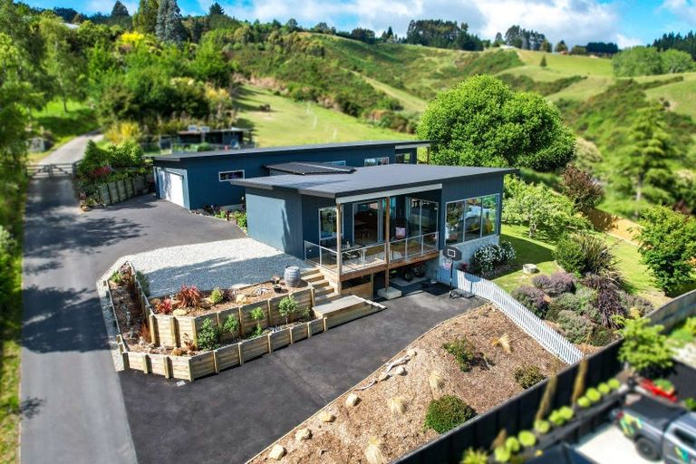 Photo of property in 32 Paterson Road, Mosgiel, 9092