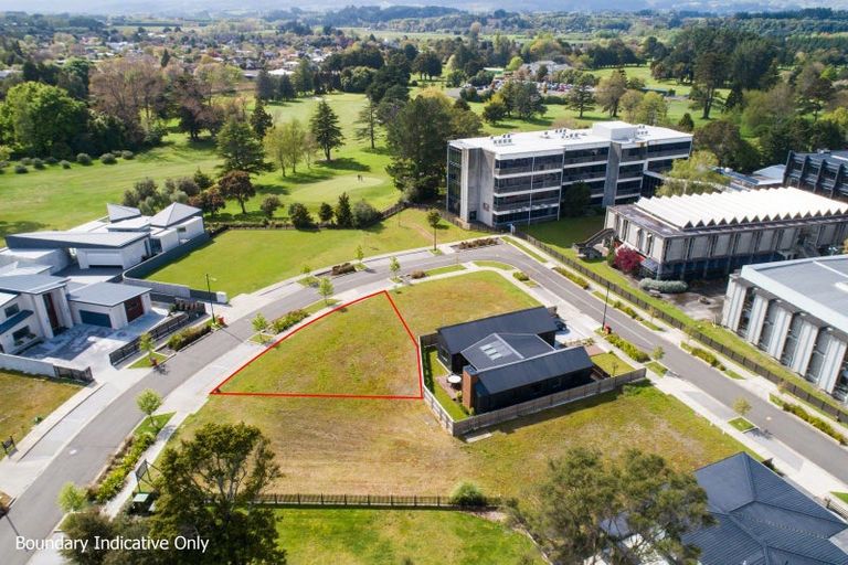 Photo of property in 18 Kanuka Drive, Hokowhitu, Palmerston North, 4410