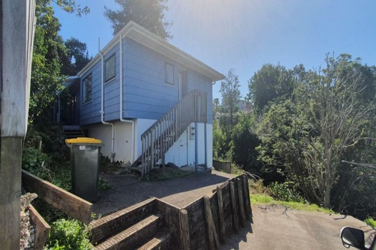 Photo of property in 17 Cedar Heights Avenue, Massey, Auckland, 0614