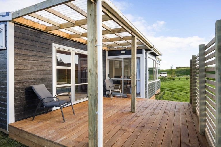 Photo of property in 627 Pinfold Road, Papatawa, Woodville, 4998