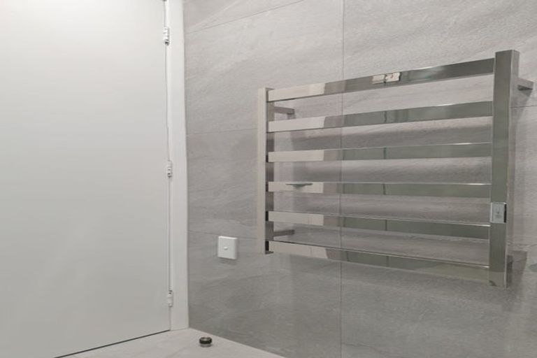 Photo of property in 5 Ponui Place, Mairangi Bay, Auckland, 0630