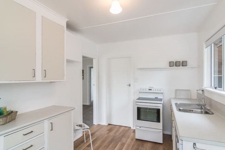 Photo of property in 22 Ngaio Road, Raumati Beach, Paraparaumu, 5032