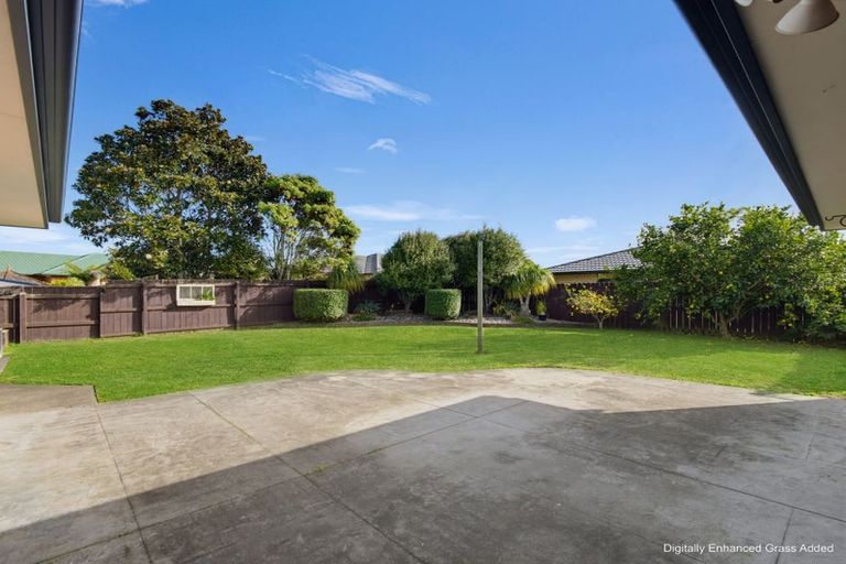 Photo of property in 46 Riverside Drive, Waiuku, 2123