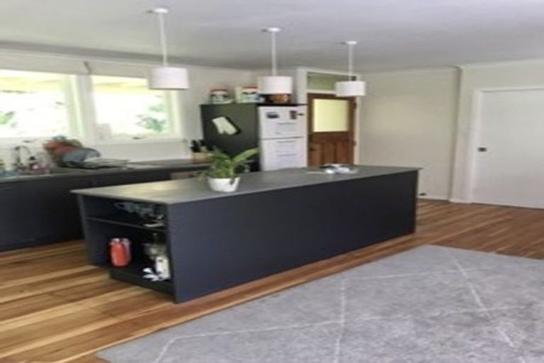 Photo of property in 37 Plassey Street, Havelock North, 4130