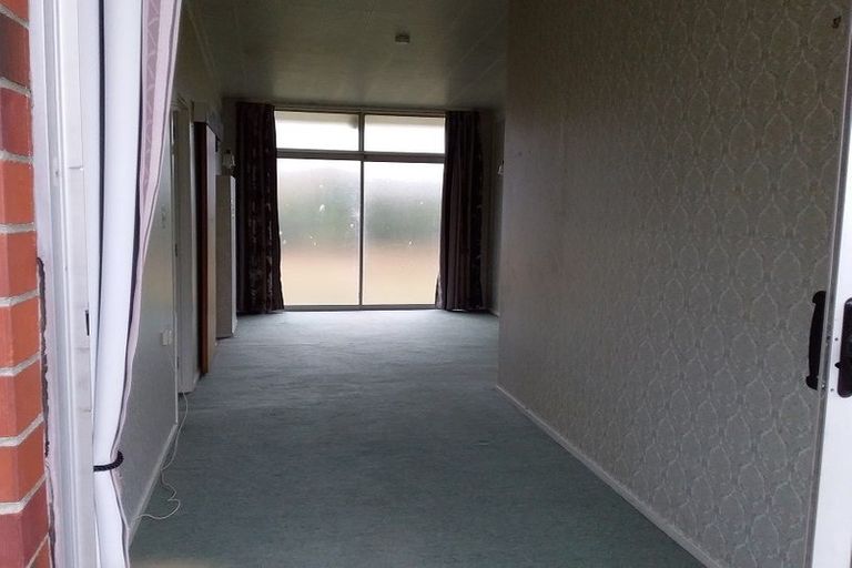 Photo of property in 32a Cornwall Street, Brooklands, New Plymouth, 4310