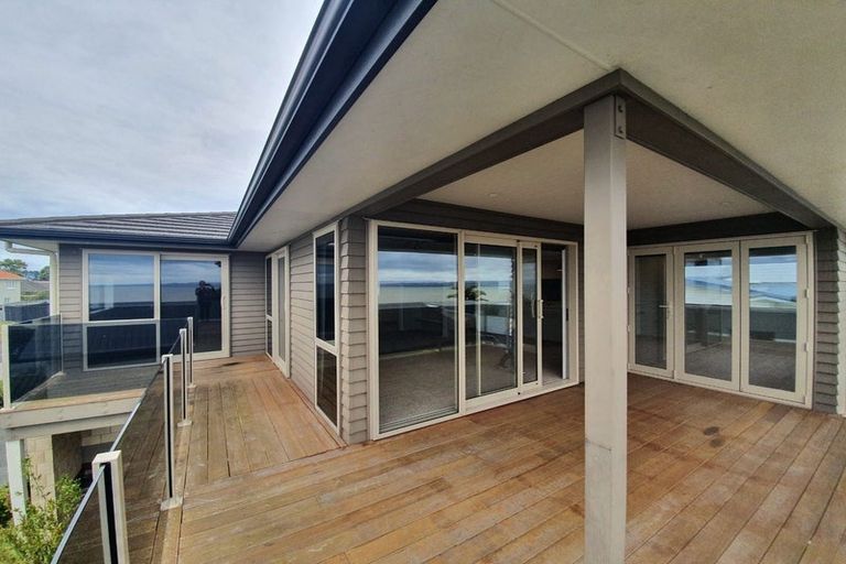 Photo of property in 49a Torkar Road, Clarks Beach, 2122