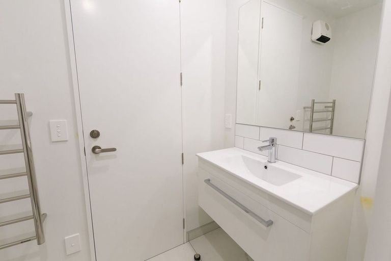 Photo of property in 2/2 Tweed Street, Richmond, Christchurch, 8013