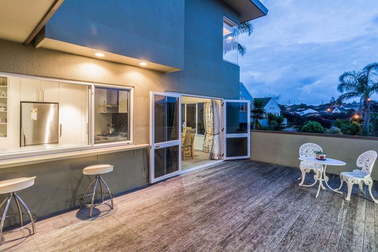 Photo of property in 14 Sailfish Drive, West Harbour, Auckland, 0618