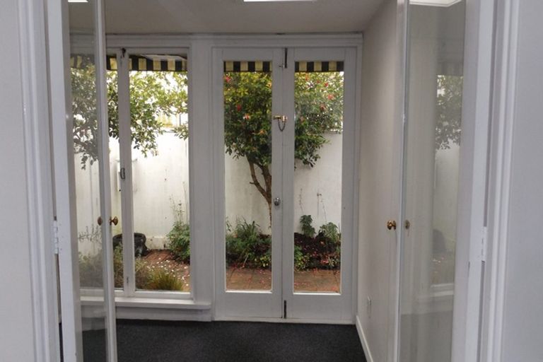 Photo of property in 11a Poynder Avenue, Merivale, Christchurch, 8014