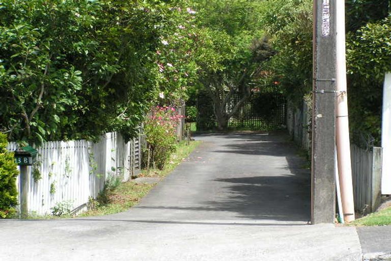Photo of property in 2/13 Northboro Road, Hauraki, Auckland, 0622
