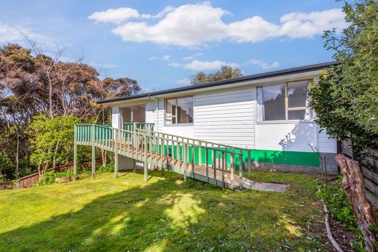 Photo of property in 42b Hicks Close, Whitby, Porirua, 5024