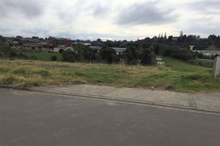 Photo of property in 35 Te Otinga Place, Pyes Pa, Tauranga, 3112