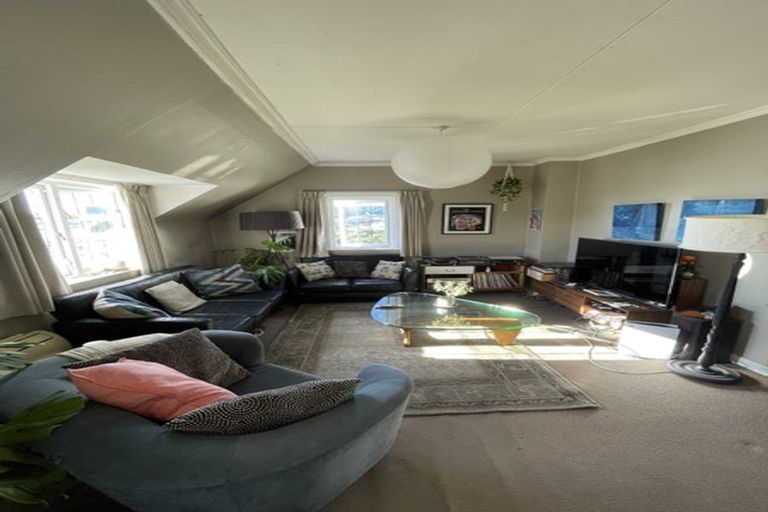 Photo of property in 53 Thompson Street, Mount Cook, Wellington, 6011