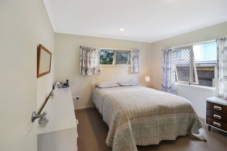 Photo of property in 19 Waverley Street, Elgin, Gisborne, 4010