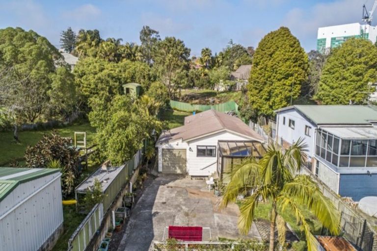 Photo of property in 1/25 Glenorchy Street, Glen Eden, Auckland, 0602