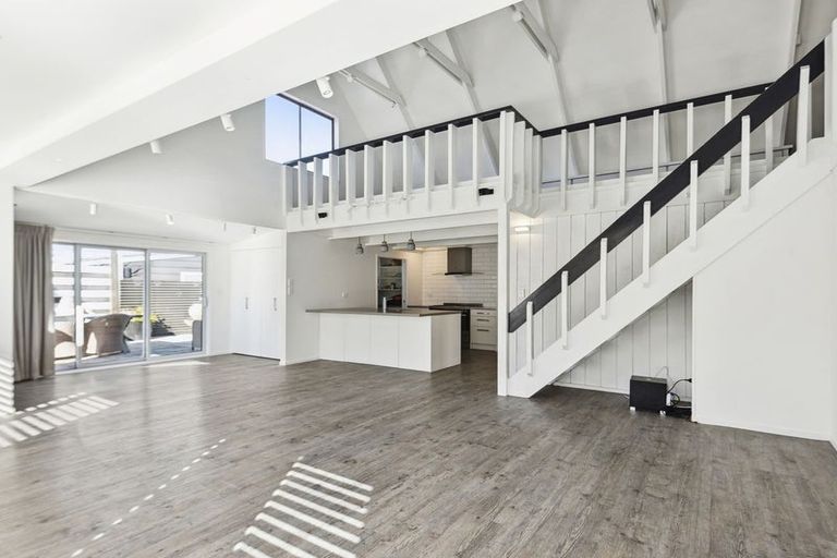 Photo of property in 161 Karewa Parade, Papamoa Beach, Papamoa, 3118