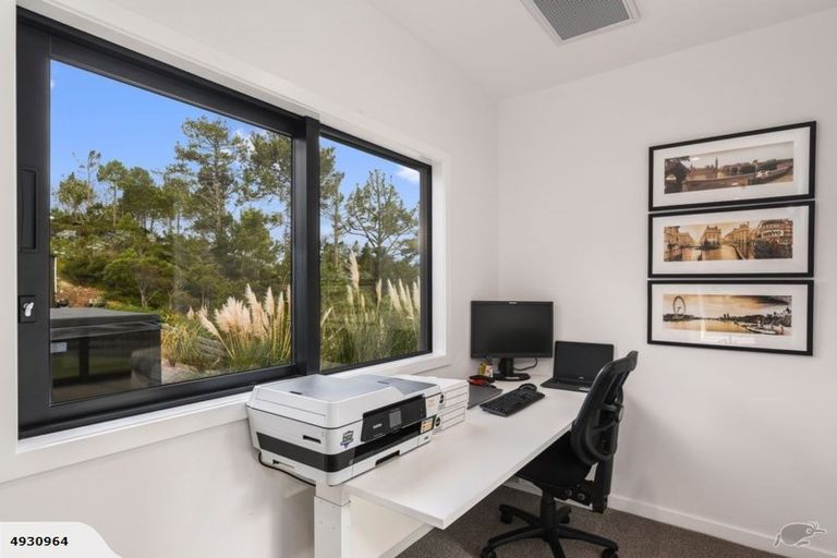 Photo of property in 1237 East Coast Road, Redvale, Albany, 0794