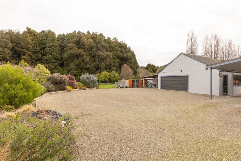 Photo of property in 1261 Pohangina Road, Pohangina, Ashhurst, 4884