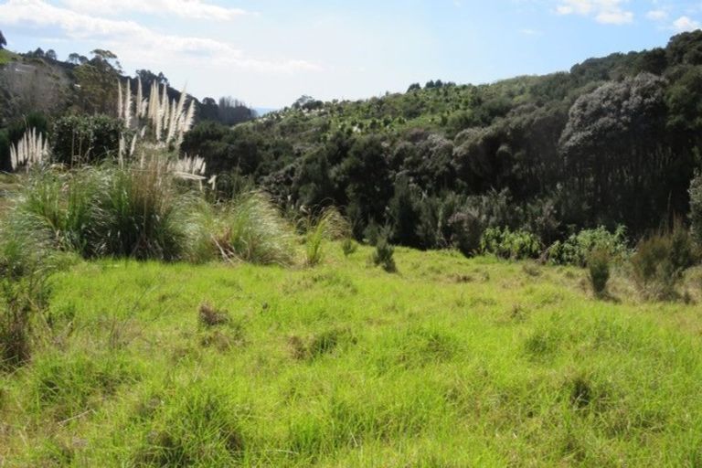 Photo of property in 129 Stratford Drive, Cable Bay, 0420