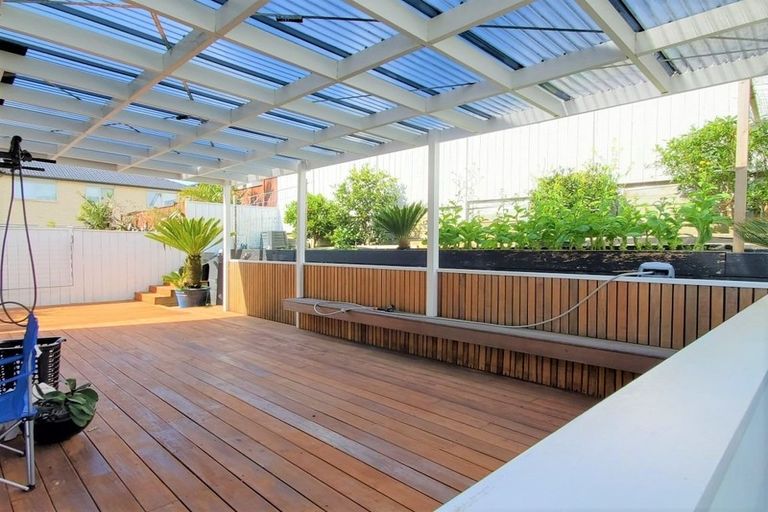 Photo of property in 6 Veneta Close, Flat Bush, Auckland, 2019