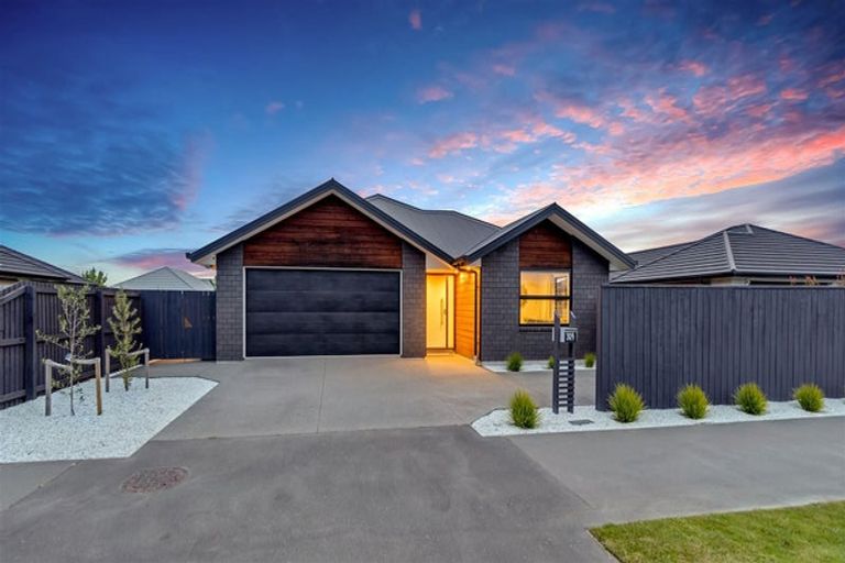 Photo of property in 309 Halswell Junction Road, Halswell, Christchurch, 8025