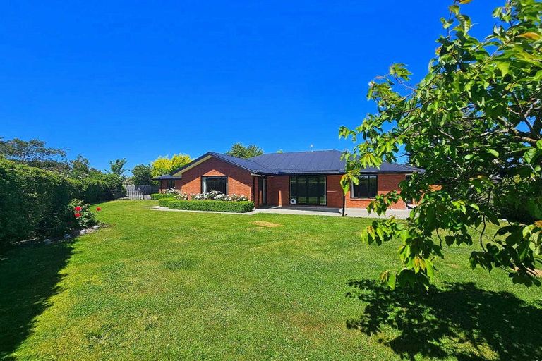 Photo of property in 1a Craigieburn Street, Darfield, 7510