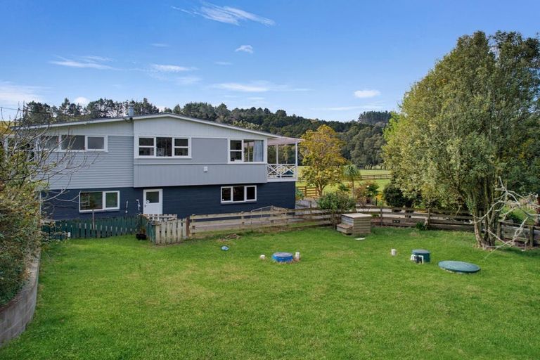 Photo of property in 24 Maungakaramea Road, Puwera, Whangarei, 0178