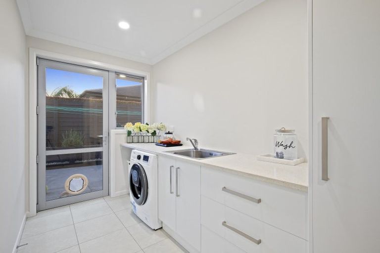 Photo of property in 13 William Andrew Road, Pukekohe, 2120