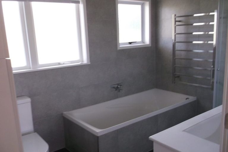 Photo of property in 28 Sorrento Street, Onerahi, Whangarei, 0110