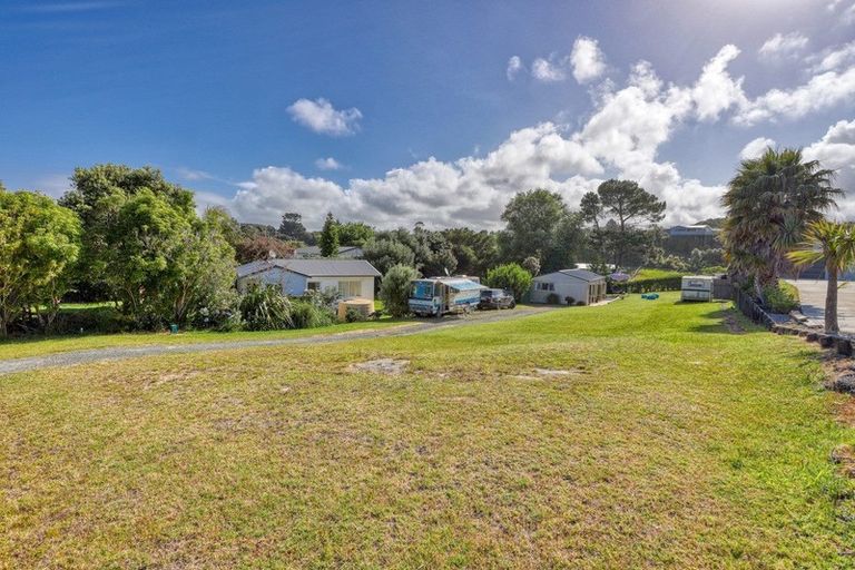 Photo of property in 15 Kanuka Place, Mangawhai Heads, Mangawhai, 0505