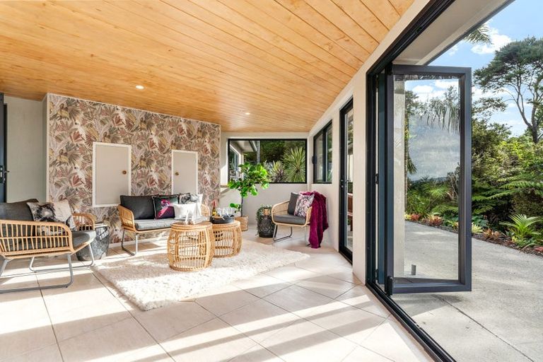 Photo of property in 5 Glance Street, Sandspit, Warkworth, 0982