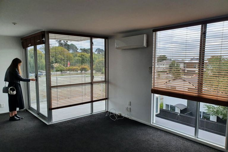 Photo of property in 25/15 Peterborough Street, Christchurch Central, Christchurch, 8013