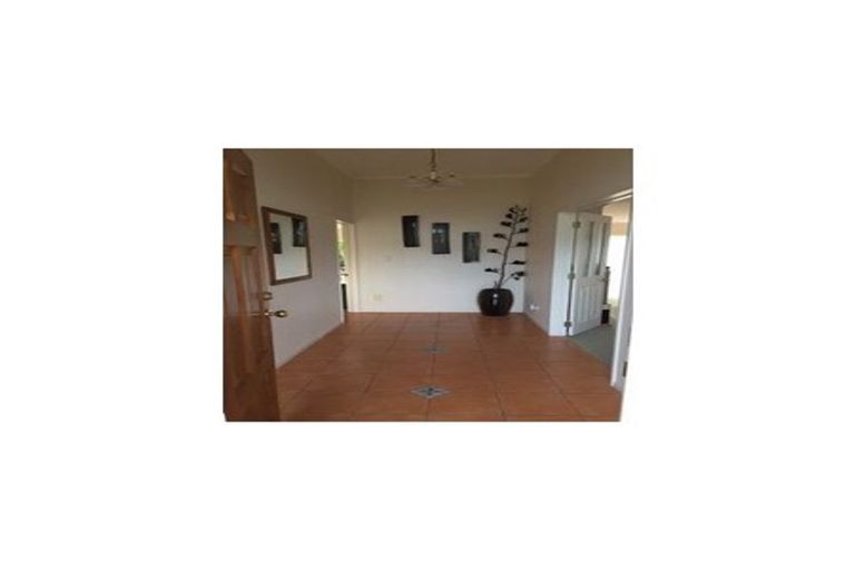 Photo of property in 8 Dromora Close, Dannemora, Auckland, 2016