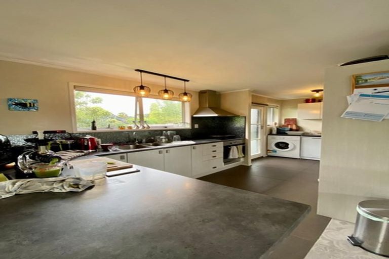 Photo of property in 20 Lipton Grove, Opaheke, Papakura, 2113