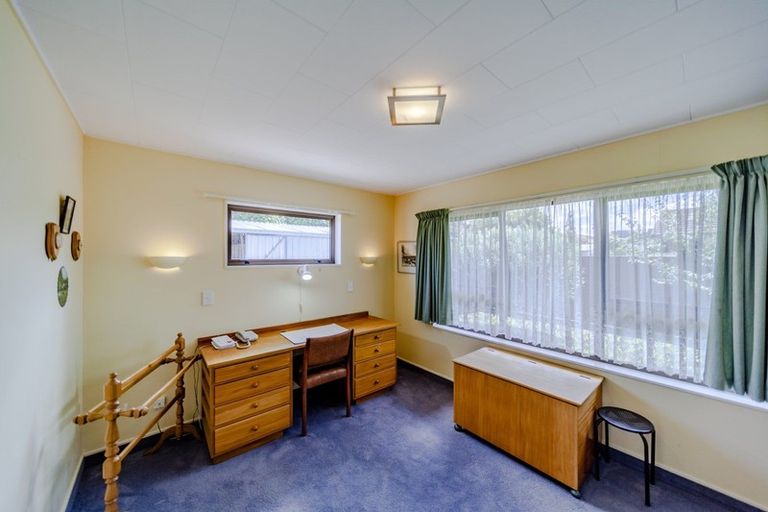 Photo of property in 32 O'dowd Road, Taradale, Napier, 4112