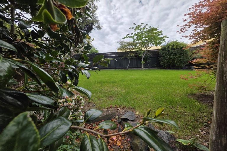 Photo of property in 17 Awamoa Road, South Hill, Oamaru, 9400