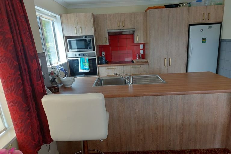 Photo of property in 19 Dunsford Close, Halswell, Christchurch, 8025