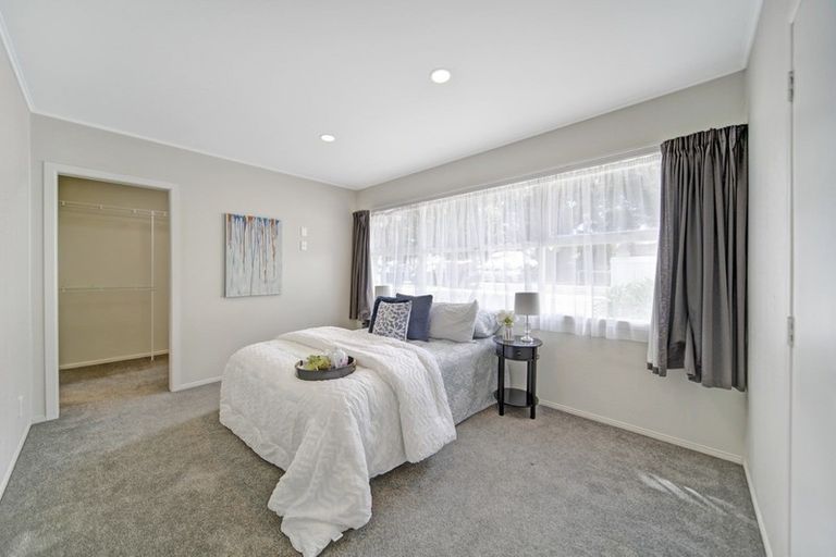 Photo of property in 55 Paparoa Road, Cockle Bay, Auckland, 2014