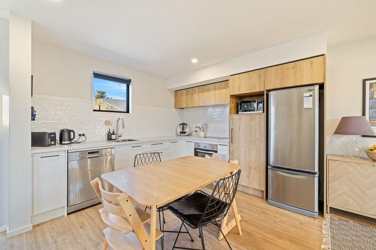 Photo of property in 4/102 Creyke Road, Ilam, Christchurch, 8041