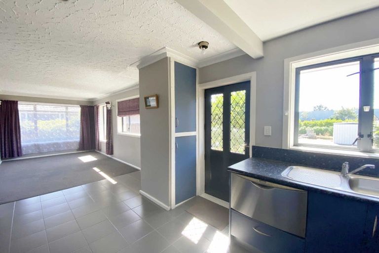 Photo of property in 20 Greenhurst Street, Sockburn, Christchurch, 8042