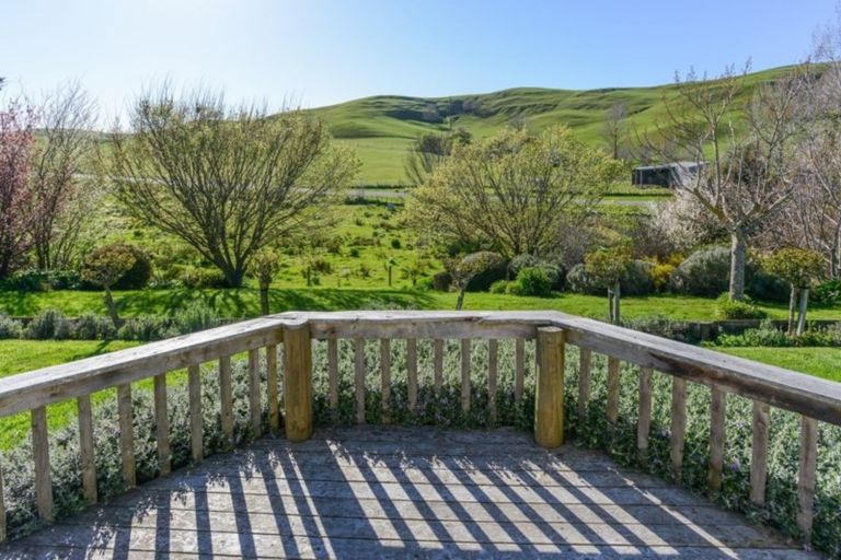 Photo of property in 295 Kawera Road, Pukehamoamoa, Hastings, 4179