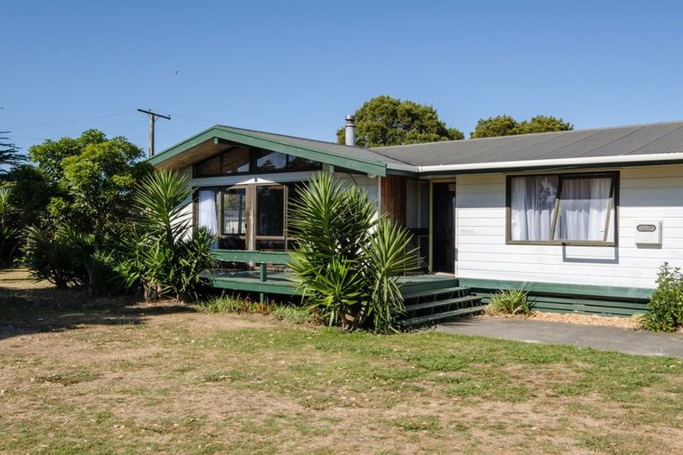 Photo of property in 40 Solander Street, Tolaga Bay, 4077