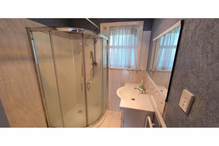 Photo of property in 62 Tawa Crescent, Manurewa, Auckland, 2102