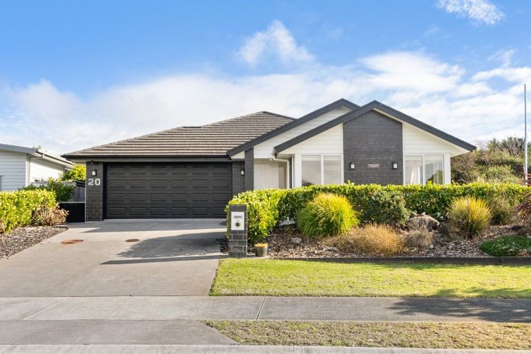 Photo of property in 20 Stace Hopper Drive, One Tree Point, 0118