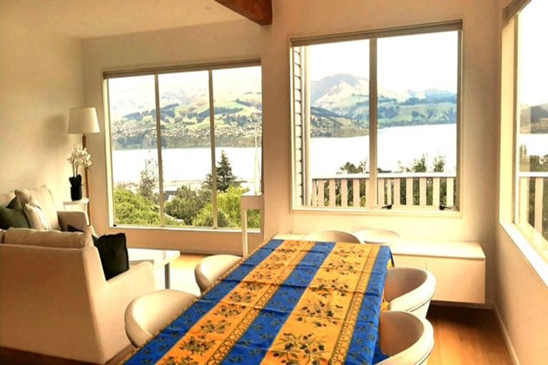 Photo of property in 10 Selwyn Parade, Lyttelton, 8082