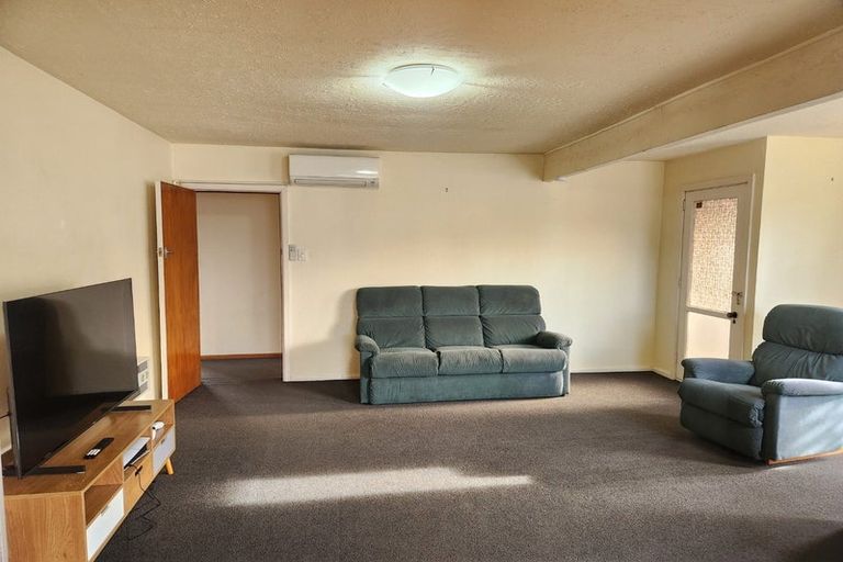 Photo of property in 1/45 Yardley Street, Avonhead, Christchurch, 8042